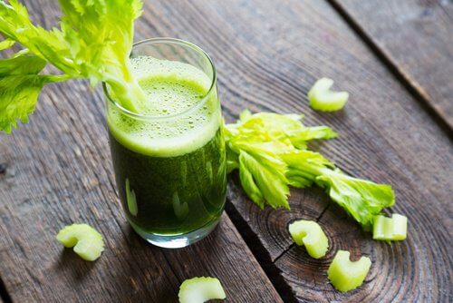Il sedano: alimento ideale per depurare i reni