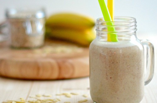 Frullato mandorla e banane.