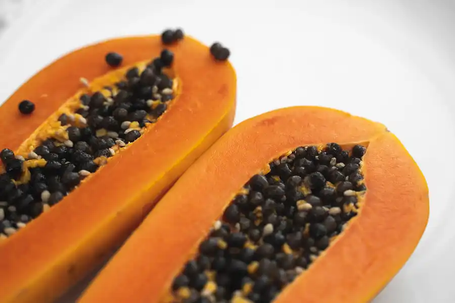 Papaya per eliminare i talloni screpolati