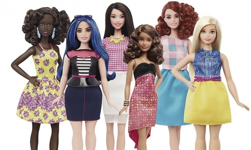 La Barbie contro gli stereotipi: la bellezza nelle sue curve