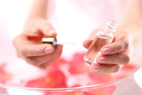 olio-essenziale-rosa