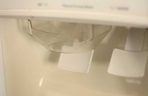 Dispenser ghiaccio pulizie di casa