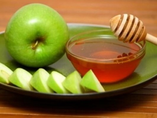 Frullato mela verde e miele prendersi cura dei polmoni
