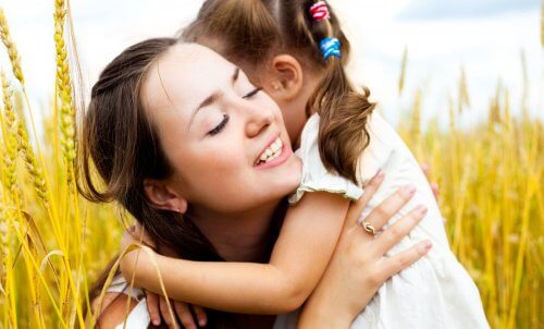 I bambini non hanno bisogno del cellulare: il miglior regalo è il tempo insieme