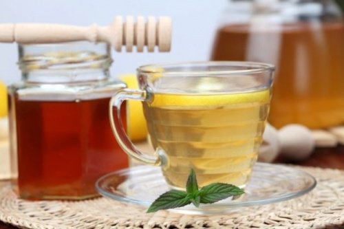 Aceto e miele per il colon