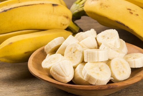 Banane intere e a fette