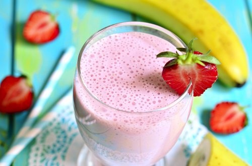 Latte e fragole