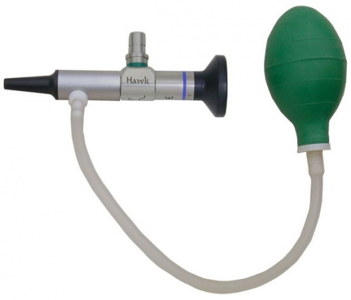 otoscopio per l'emicrania