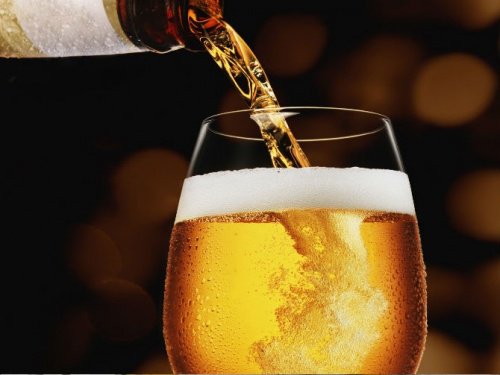 Bere birra con moderazione, ecco 9 buoni motivi