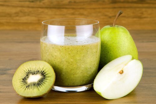 Frullato di kiwi e pera