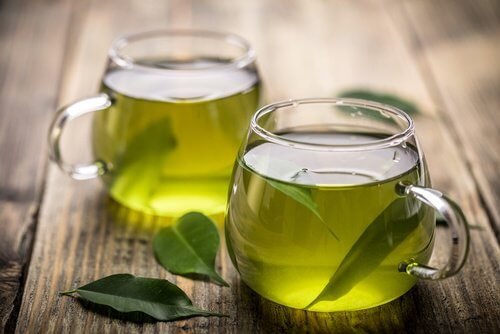 Tè verde con zenzero