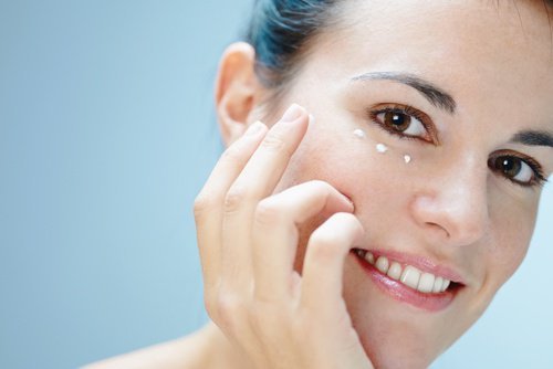 crema contorno occhi per essere più belle