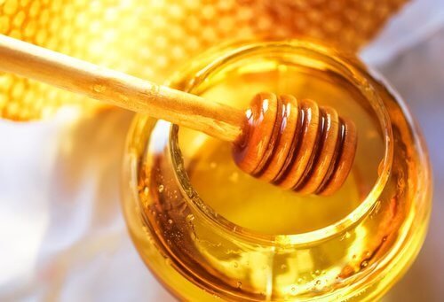 miele per sostituire gli zuccheri