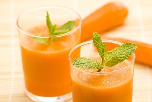 Il succo di carota e i suoi 8 benefici