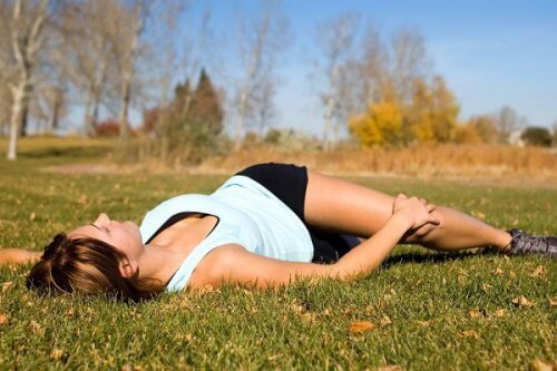 Stretching schiena bassa per alleviare il dolore lombare