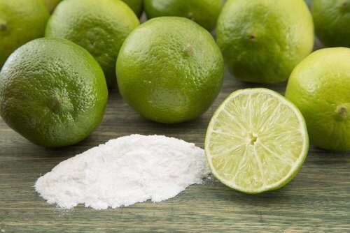 Limone e bicarbonato contro il cattivo odore delle ascelle