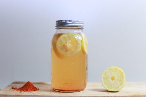 Curcuma e limone per dimagrire e migliorare la digestione