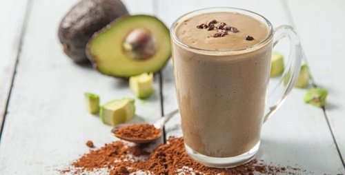 frullato di avocado e cacao per stimolare il cervello