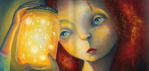 bambina che guarda barattolo illuminato