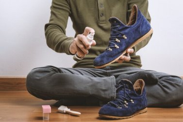 Cattivo odore nelle scarpe: 8 trucchi per eliminarlo