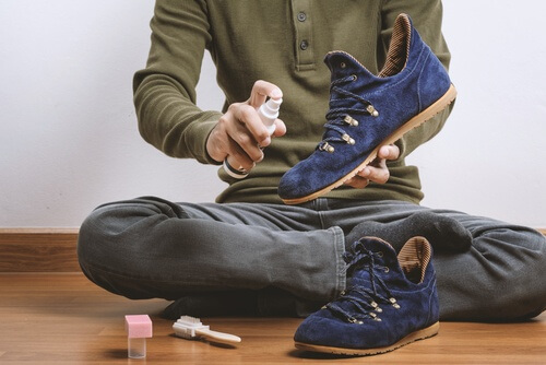 8 trucchi per eliminare i cattivi odori dalle scarpe vivere più sani Eliminare puzza scarpe