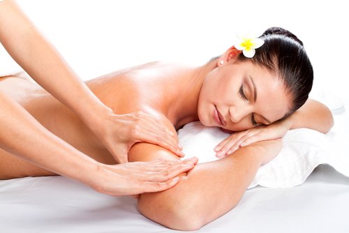massaggio per definire e tonificare le braccia