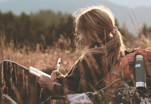 Ragazza che scrive