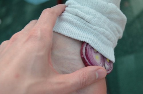 Dormire con una cipolla