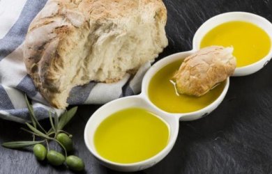 Pane e olio d'oliva: una combinazione perfetta