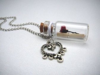 Dietro ogni persona c'è una storia che l'ha resa forte