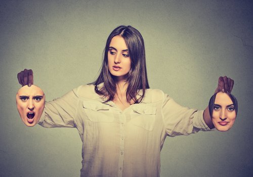 Ragazza che gestisce le emozioni