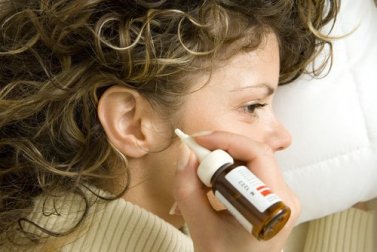 7 modi per rimuovere il cerume dalle orecchie