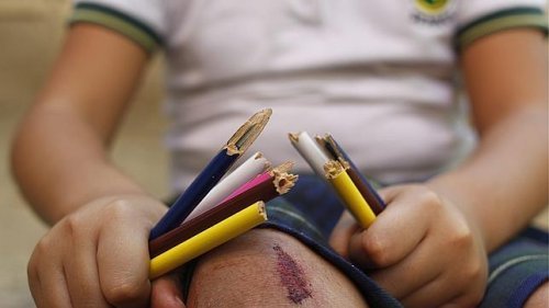 pretendere troppo dai bambini non produce un aumento del rendimento