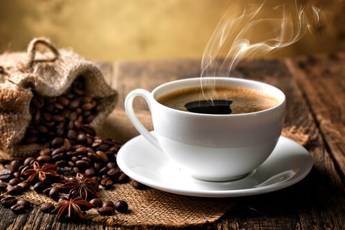 caffè causa emicrania