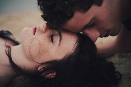 4 aspetti sulla salute che il partner noterà prima di noi 4 aspetti sulla salute che il partner noterà prima di noi