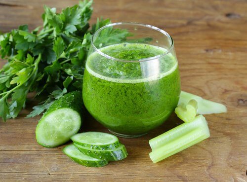 Frullato di cetriolo e prezzemolo