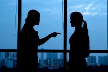 Gli altri sono il nostro specchio: cosa cercano di mostrarci?