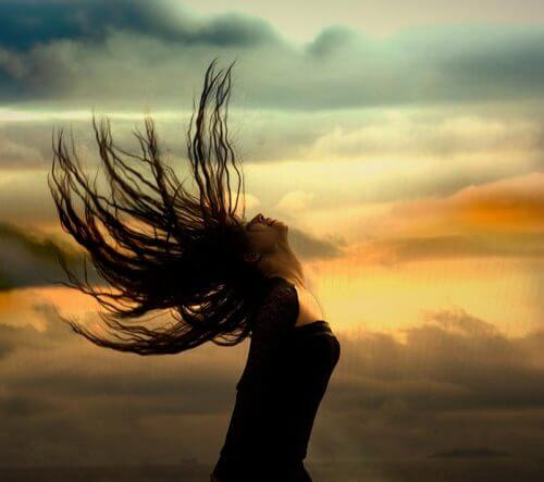 Vivere a pieno per essere felici
