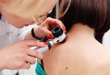 Visita dermatologica nei