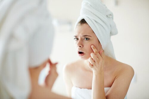 Eliminare l'acne con l'albume