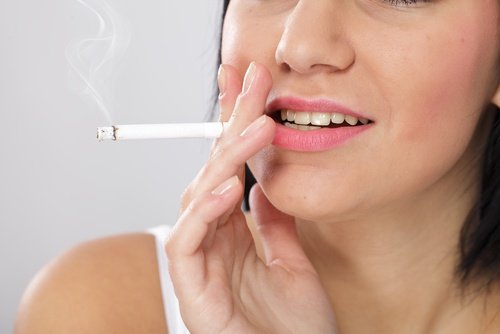 Donna che fuma
