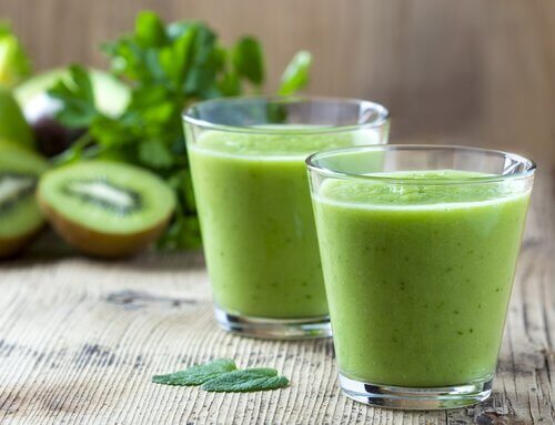 Frullato di spinaci e kiwi