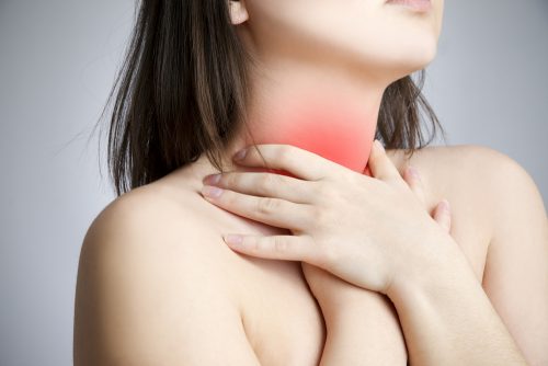 Combattere il mal di gola: 5 rimedi naturali Combattere il mal di gola: 5 rimedi naturali