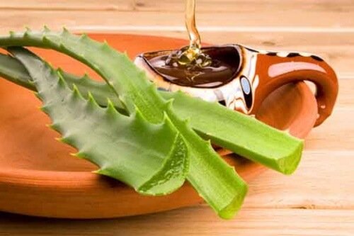 Aloe e miele per pirificare il colon