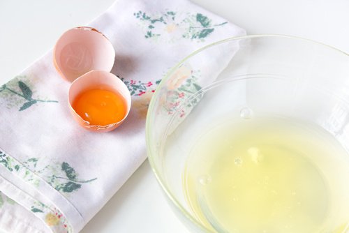 Albume d'uovo: i benefici per la pelle