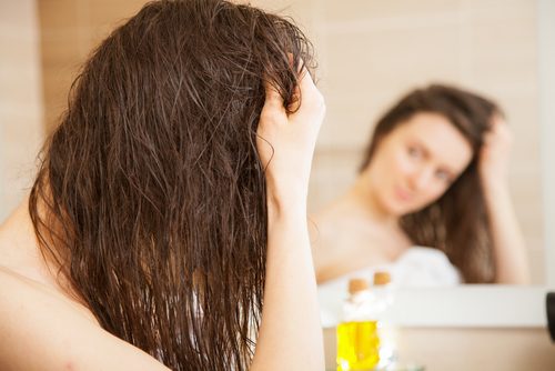Rivitalizzare i capelli secchi