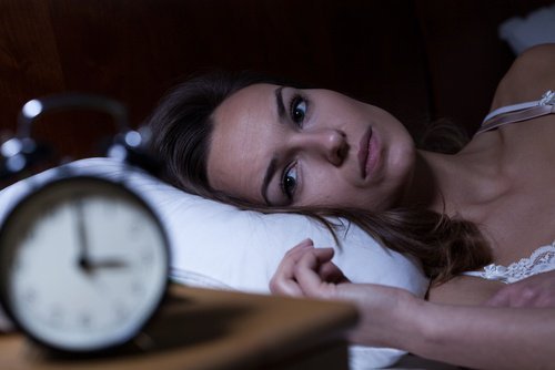 Relazione tra solitudine e insonnia