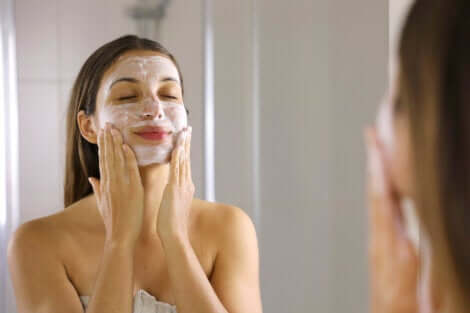 Maschera all'uovo e avena