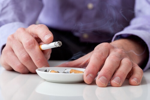 Uomo che fuma