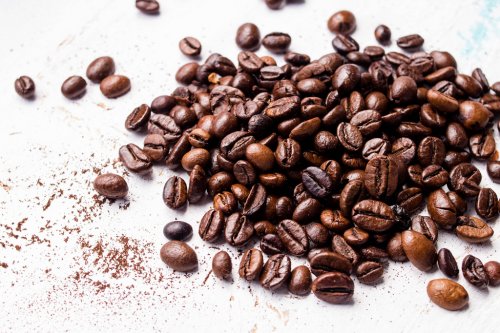 preparare maschere al caffè